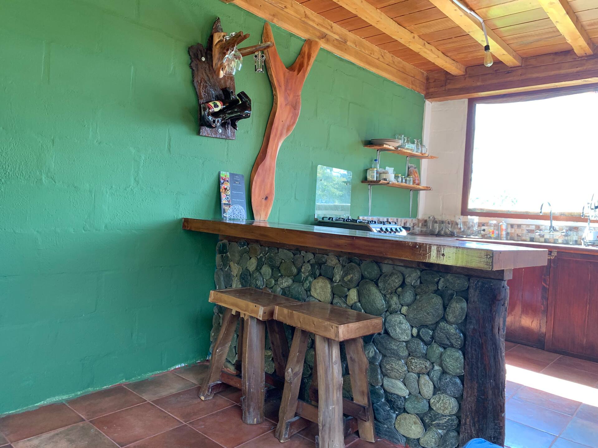 Cocina con vista a la montaña